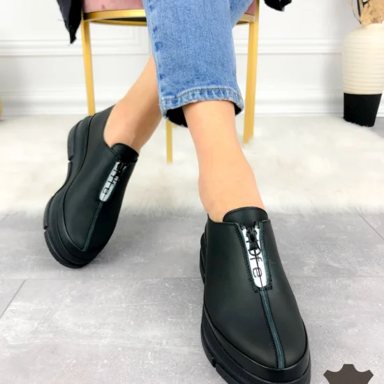 Обувки естествена кожа с ниска платформа Tenere | Exclusive Collection черни,матови 10043BL /