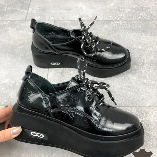 Лачени обувки естествена кожа Danakil | Exclusive Collection спортно-елегантни, черни 10038BL /