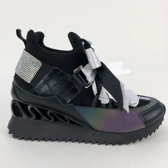 Спортни обувки на платформа цветни /