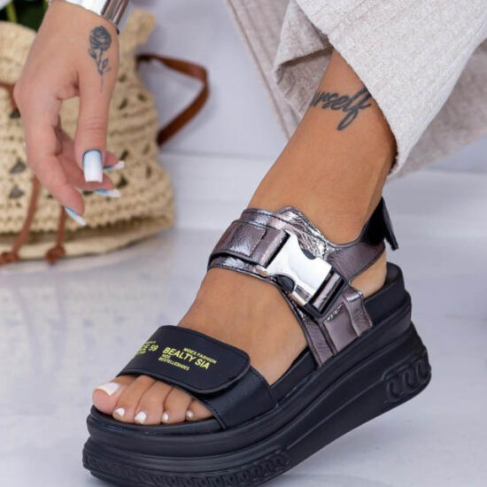 Дамски черни сандали на платформа с регулиращи се каишки Coco 01-0135-BL /