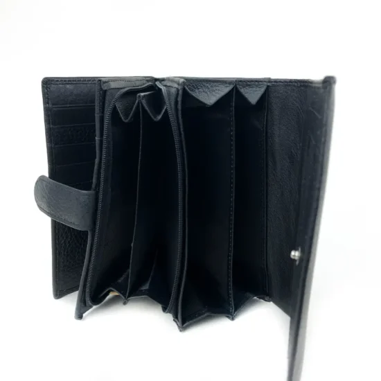 Черно портмоне естествена кожа с много отделения Leo 30017BL /