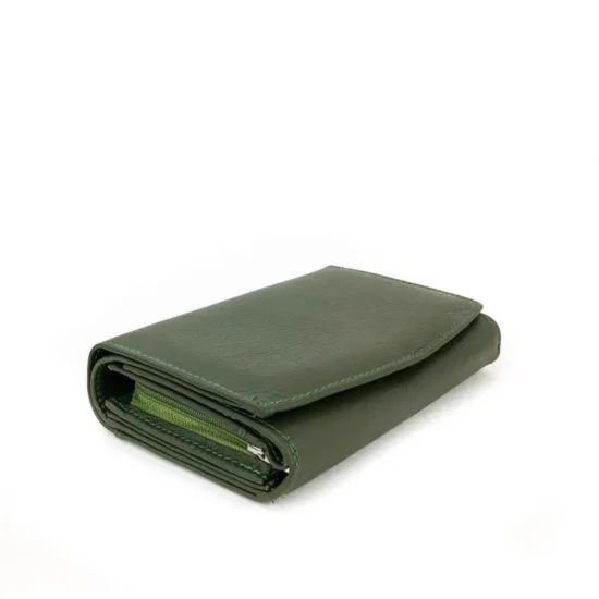 Зелено портмоне естествена кожа с много отделения Leo 30017GR /