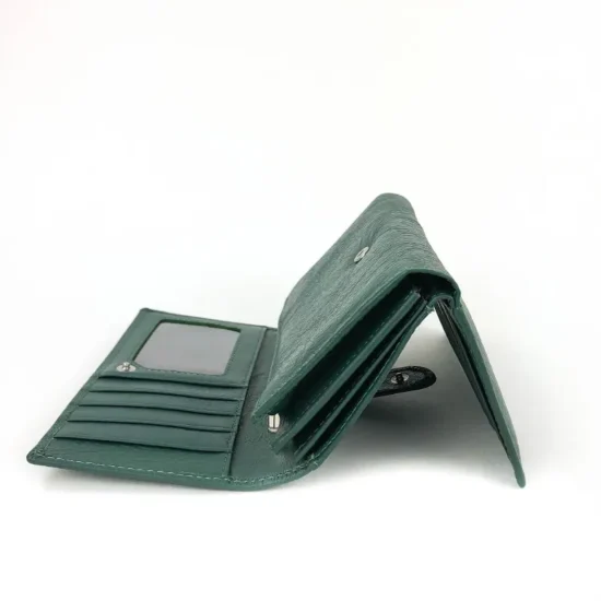 Alternative view of Зелен портфейл естествена кожа Antares 30015GR
