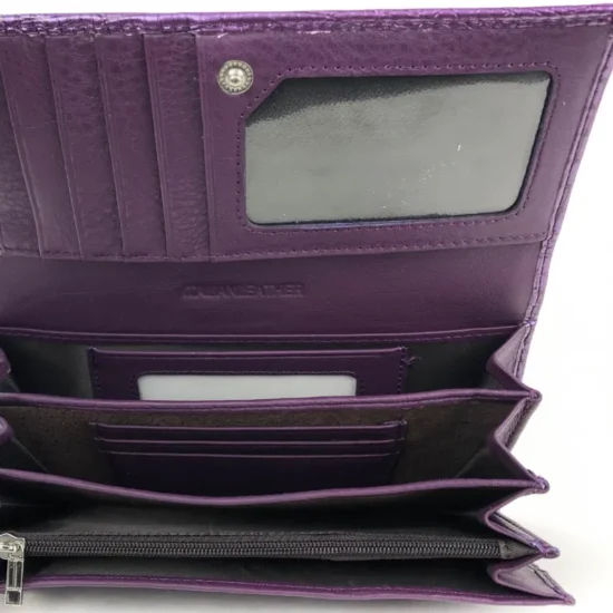 Лилав портфейл естествена кожа Cobra 30008VL лак /