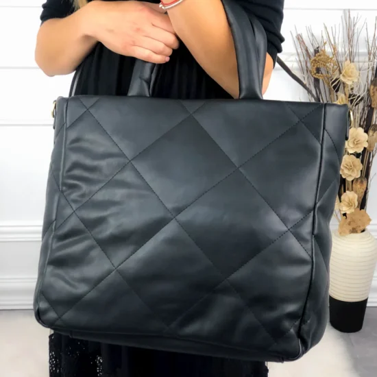 Alternative view of Голяма дамска чанта Puff в черен цвят 20014BL