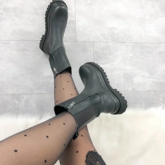 Alternative view of Кожени боти с ластик и равна платформа Zara в черен цвят 10062BL