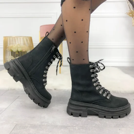 Alternative view of Дамски черни кубинки с връзки Hasselt 10068BL