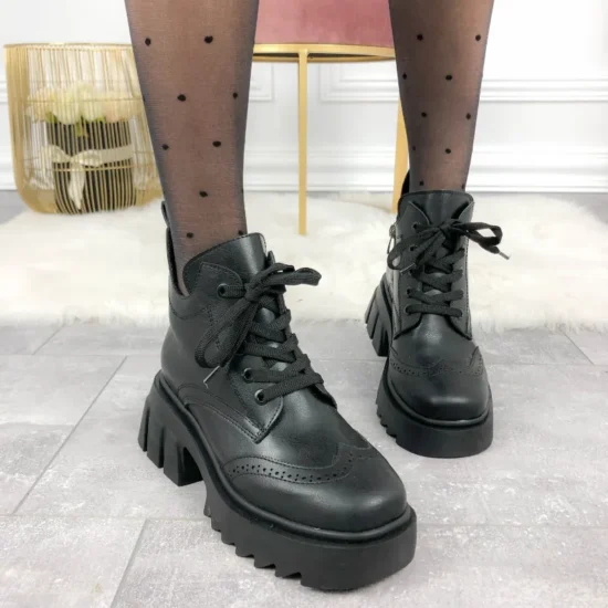 Alternative view of Модерни дамски боти с висока подметка Oxyboot в черен цвят 10067BL