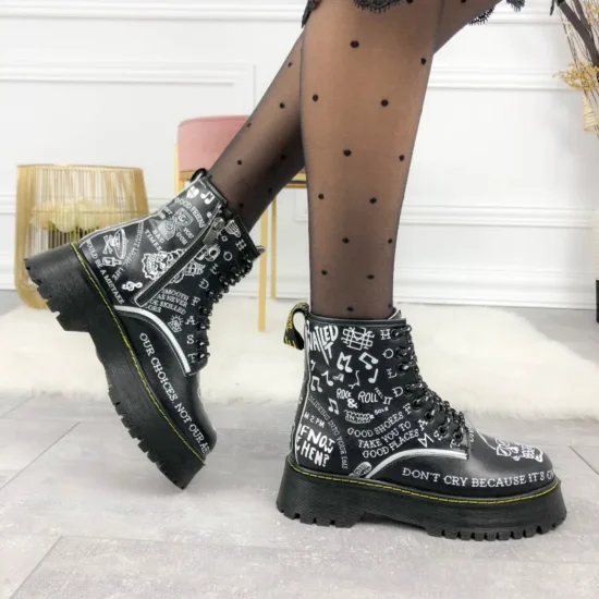 Черни кожени дамски боти с надписи Graffiti 10063BL /