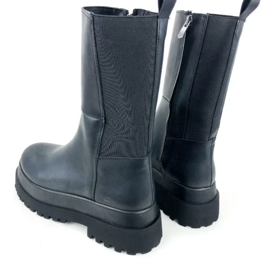 Кожени боти с ластик и равна платформа Zara в черен цвят 10062BL /