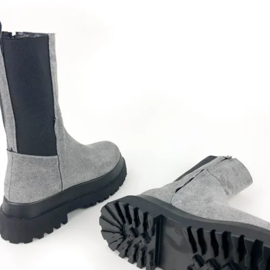 Велурени боти с ластик и равна платформа Zara в сив цвят 10062EY /