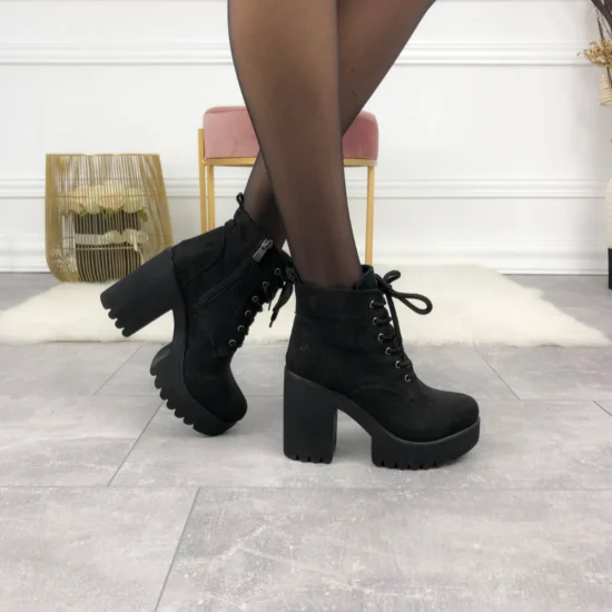 Дамски боти на ток с платформа отпред Keyla 10073BL /