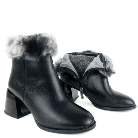 Дамски боти на ток с естествен пух Massaro 10109BL /