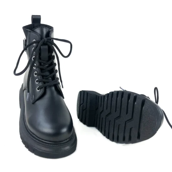 Дамски черни кубинки с връзки Peppe 10114BL /