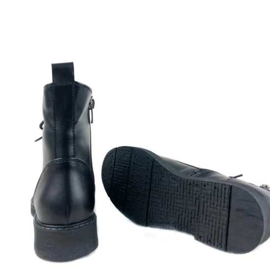 Черни ежедневни боти с ниска подметка Campo 10087BL /