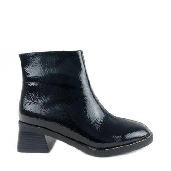 Елегантни боти на ток с топла подплата Natal 10084BL /