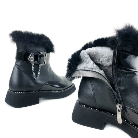 Дамски черни боти с топла подплата Calmaris 10112BL /