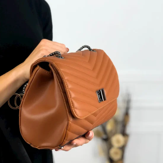 Alternative view of Спортно-елегантна чанта Melana в кафяв цвят 20027NW