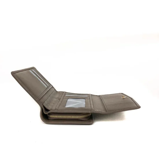 Бежов луксозен портфейл от естествена кожа Denver 30030NW /