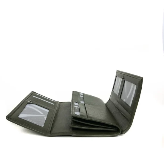 Зелен луксозен портфейл от естествена кожа New York 30032GR /