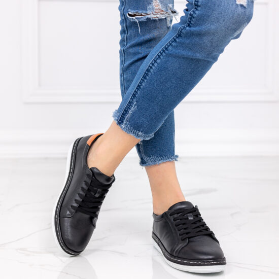 Alternative view of Черни кецове от естествена кожа Michaella 5047B