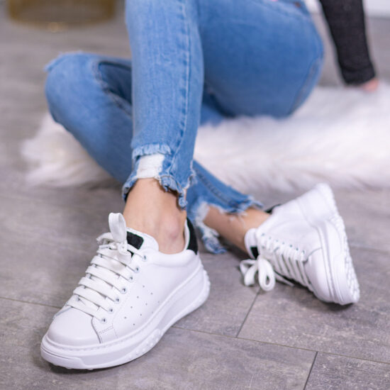 Бели кецове естествена кожа с черен акцент Alissa 10172BL /