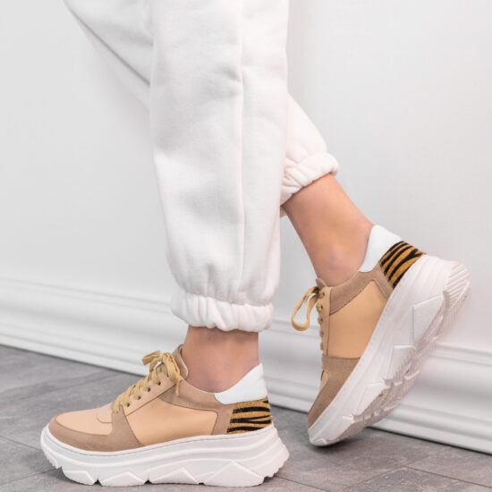 Alternative view of Дамски маратонки в бежово Daisy 10167EE