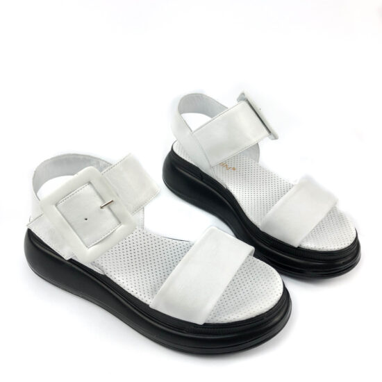 Бели сандали от естествена кожа с ниска платформа Renata 10217 /