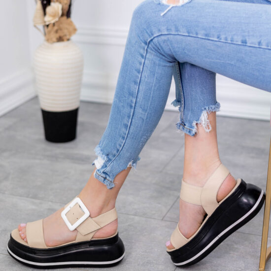 Alternative view of Бежови сандали от естествена кожа с ниска платформа