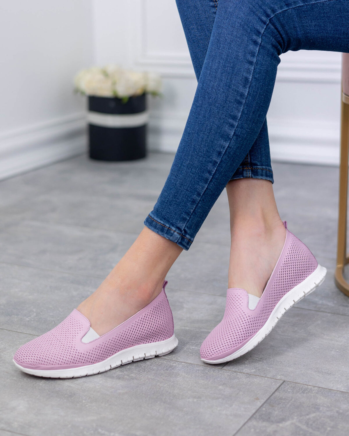 Розови ежедневни обувки от естествена кожа с гъвкава подметка