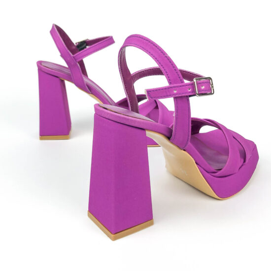 Seline Лилави сандали от сатен на ток с лека платформа /