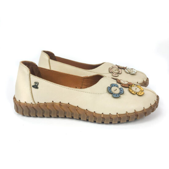 Бежови мокасини от мека естествена кожа с гъвкава подметка Venera 10226 /