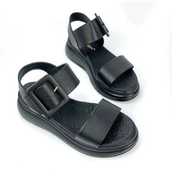 Черни сандали от естествена кожа с ниска платформа /