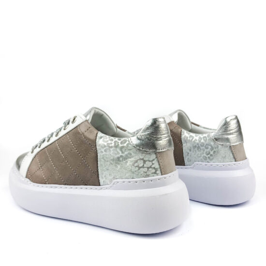 Кецове от естествена кожа Senna в бежово и сребристо с ергономична стелка 10216 /
