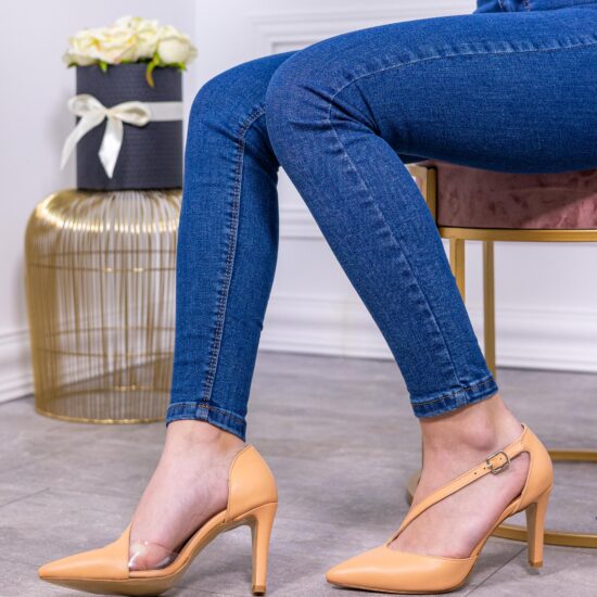 Обувки на ток от естествен кожа в прасковен цвят /