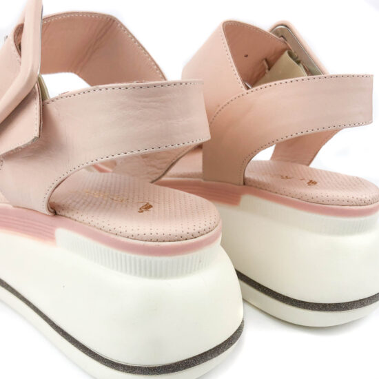 Розови сандали на ниска платформа от естествена кожа Marcia 10241 /