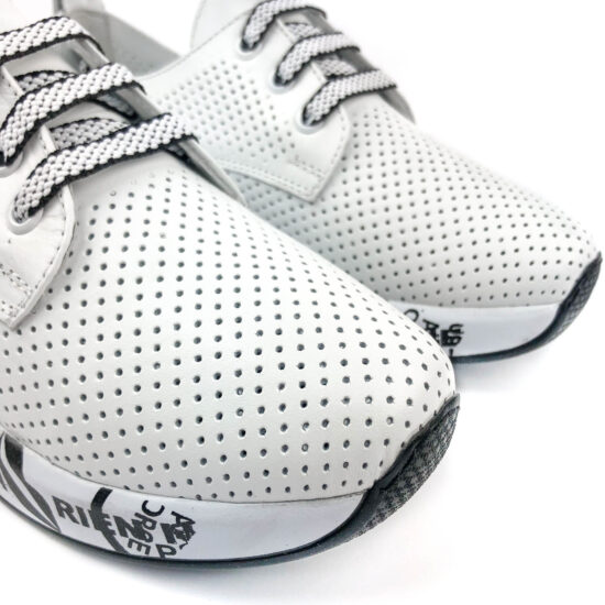 Бели спортни обувки от естествена кожа Tamma 10242 /