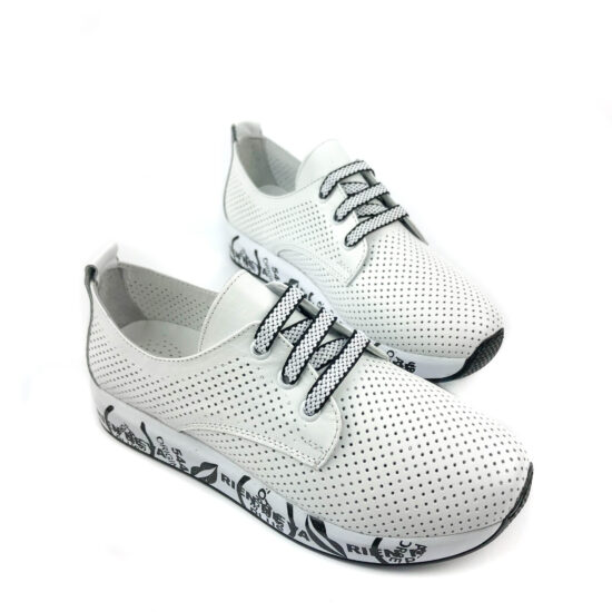 Alternative view of Бели спортни обувки от естествена кожа Tamma 10242