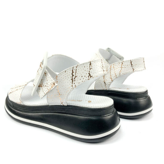 Дамски бели сандали на ниска платформа от естествена кожа Renata  10244 /