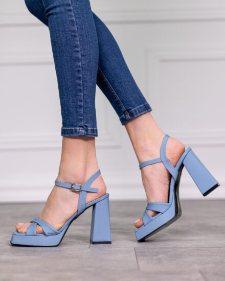 Сини сандали от сатен на ток с лека платформа Обувки на ток