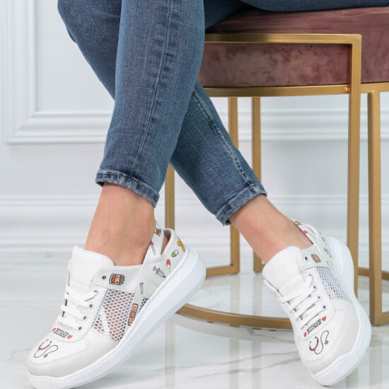 Медицински маратонки Nurse с отворена пета 600012 /