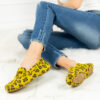 Дамски жълти мокасини от естествен велур с леопардов принт