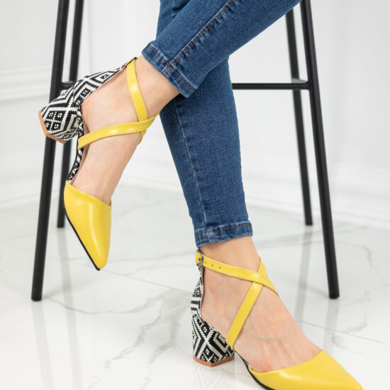 Alternative view of Елегантни обувки на ток с кръстосани каишки в жълто