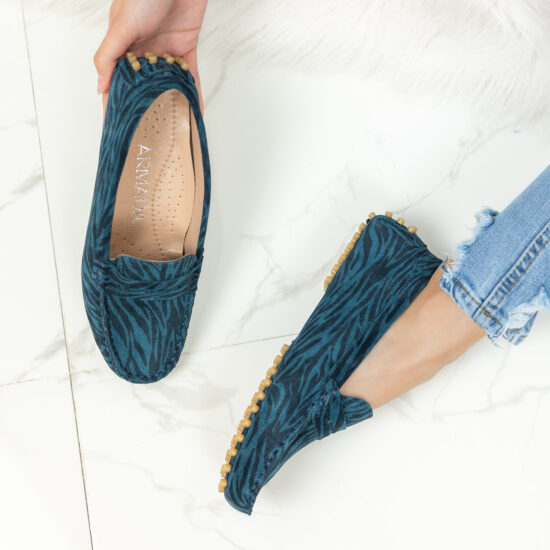 Lucia Дамски мокасини от естествен велур с животински принт в синьо /