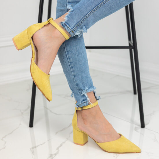 Alternative view of Елегантни велурени жълти обувки на нисък ток
