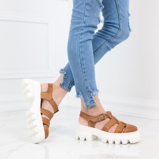 Alternative view of Кафяви сандали със затворени пръсти от естествена кожа