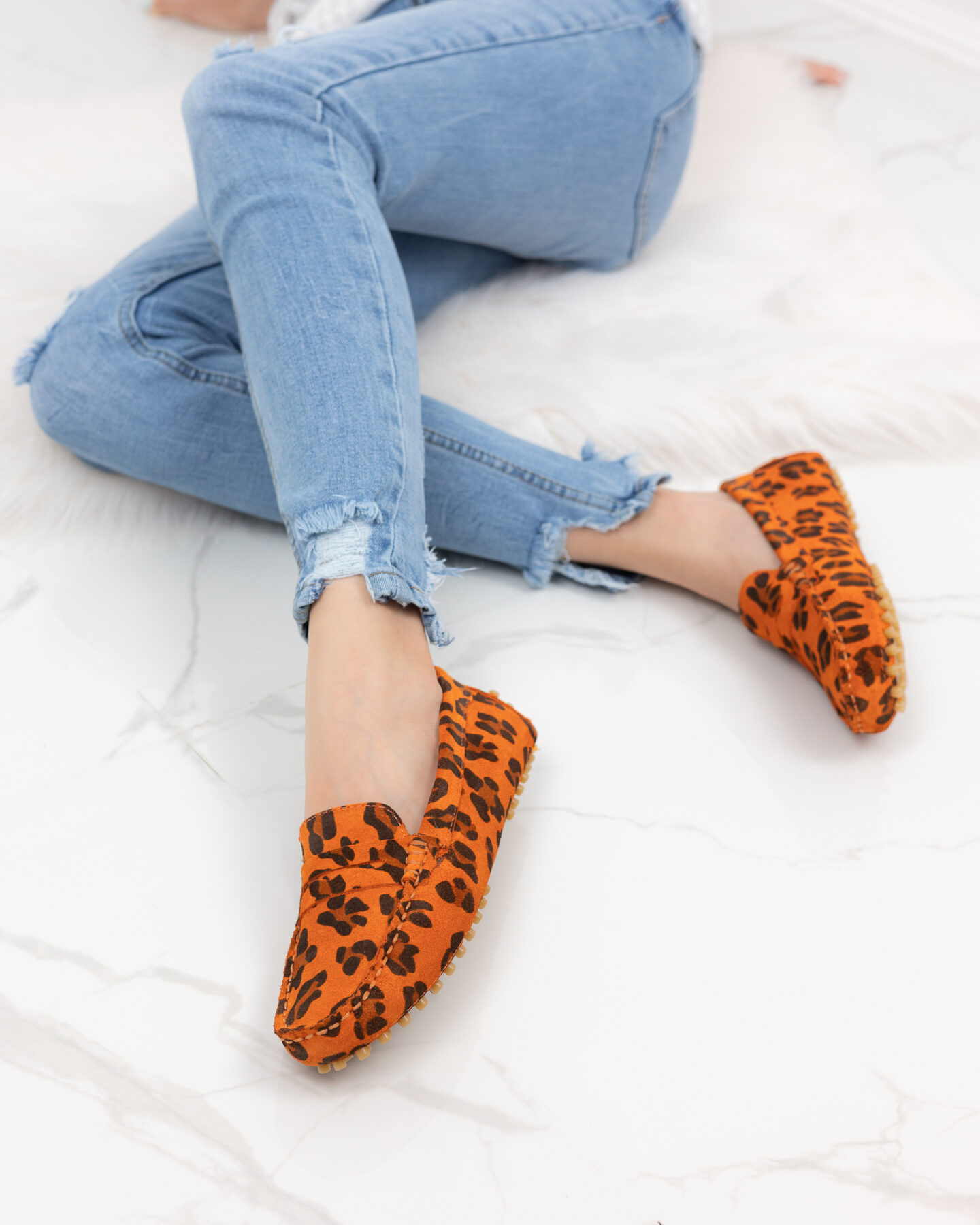 Дамски оранжеви мокасини от естествен велур с леопардов принт Ежедневни обувки Дамски оранжеви мокасини от естествен велур с леопардов принт Ежедневни обувки