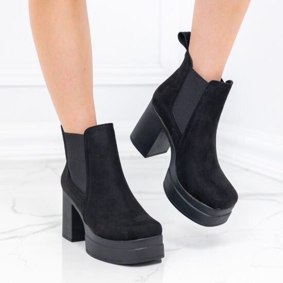 Alternative view of Велурени черни боти с дебел ток и платформа Caramela 10593