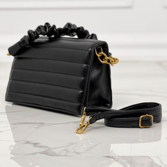 Черна чанта през рамо 20067 /