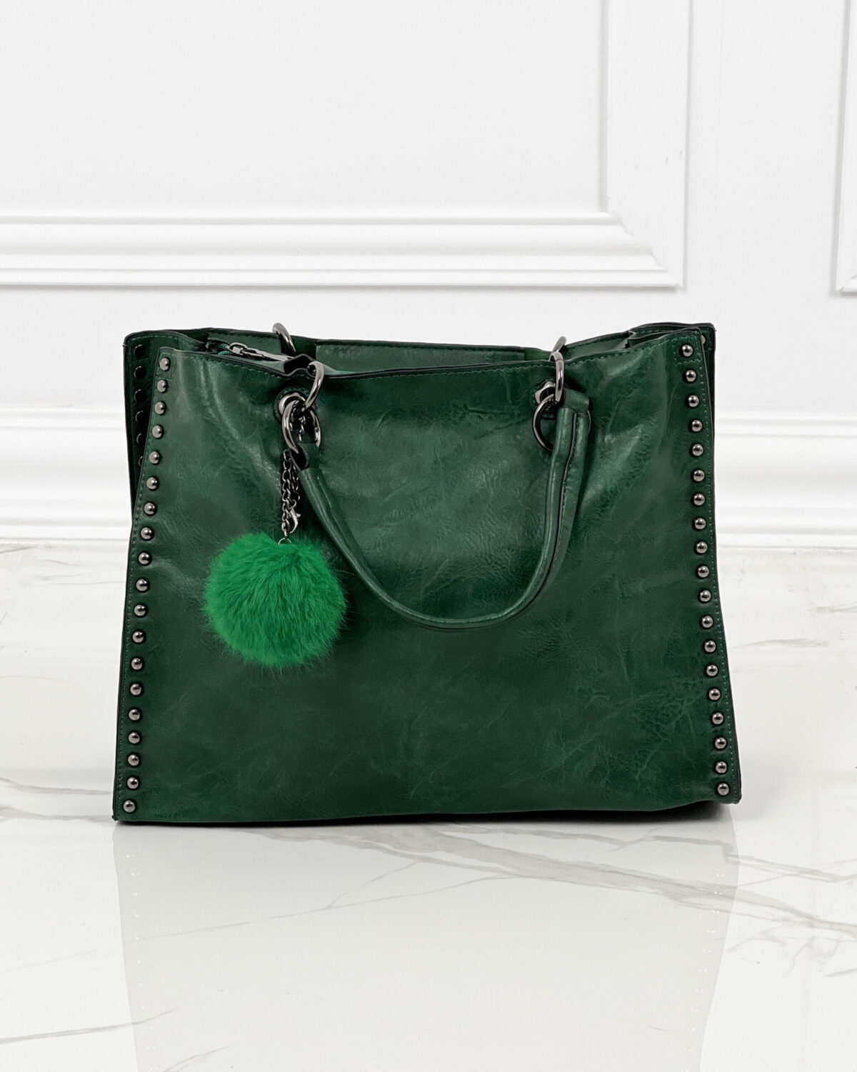 Дамска зелена чанта с капси 20082